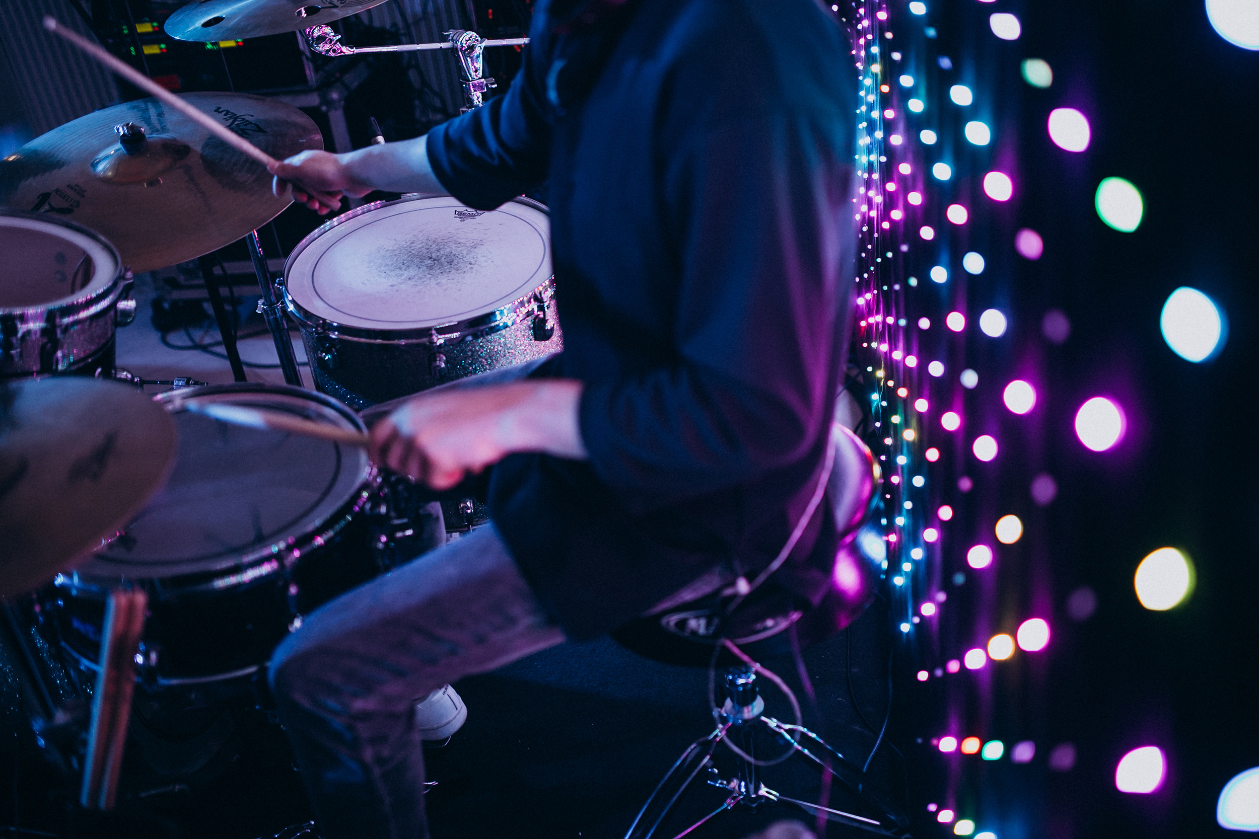 Musical instruments at a party, people clubbing